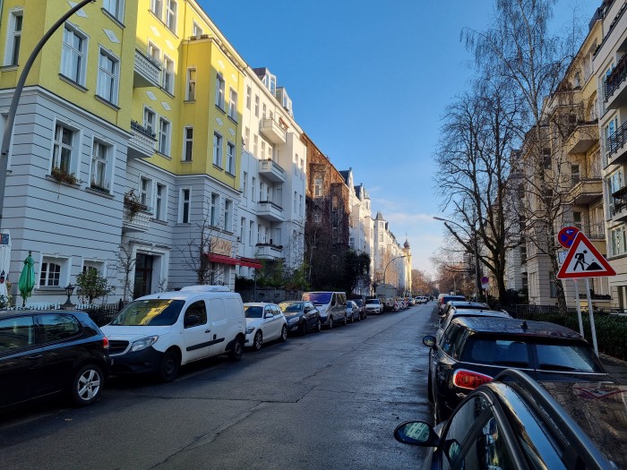 Von der Belichtung her sind sich das Galaxy S21 ...